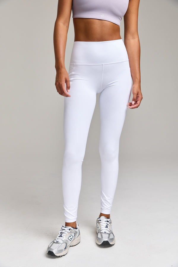 #Color_White