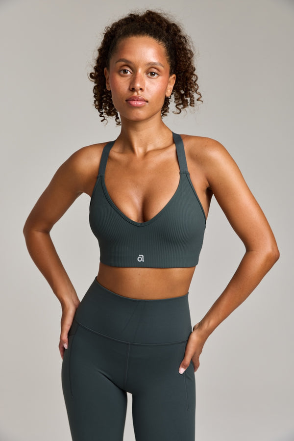 #Color_Charcoal Green